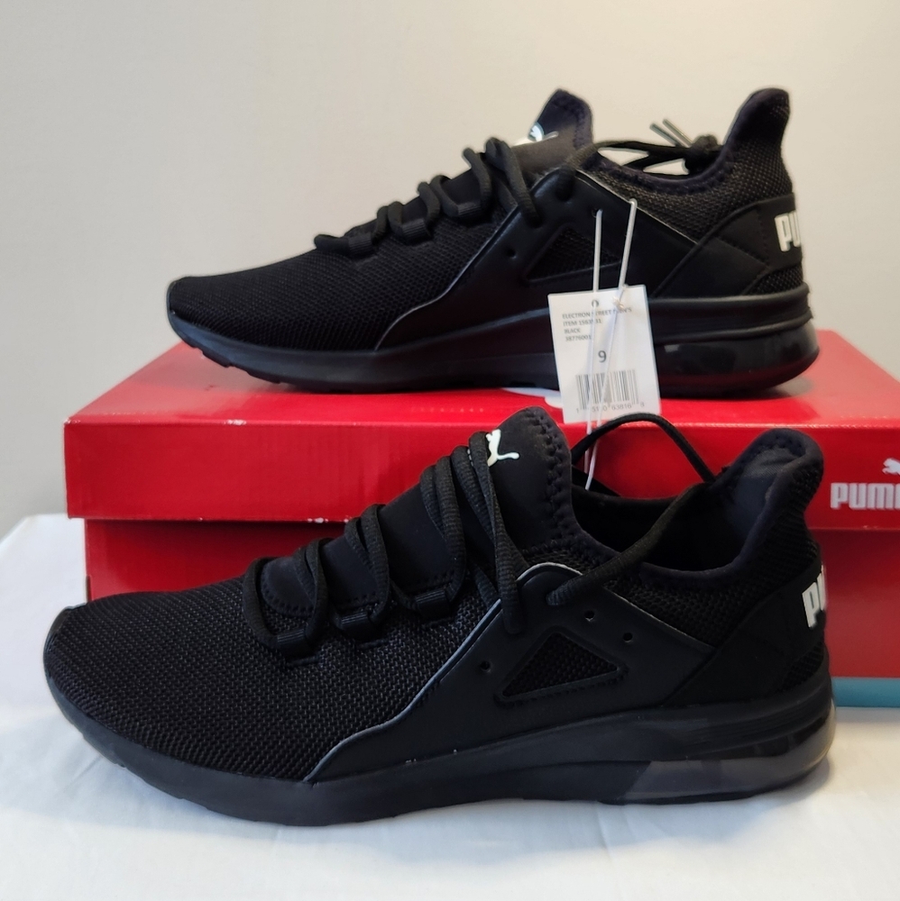 Puma Men's Black Athletic Shoes Size 9
